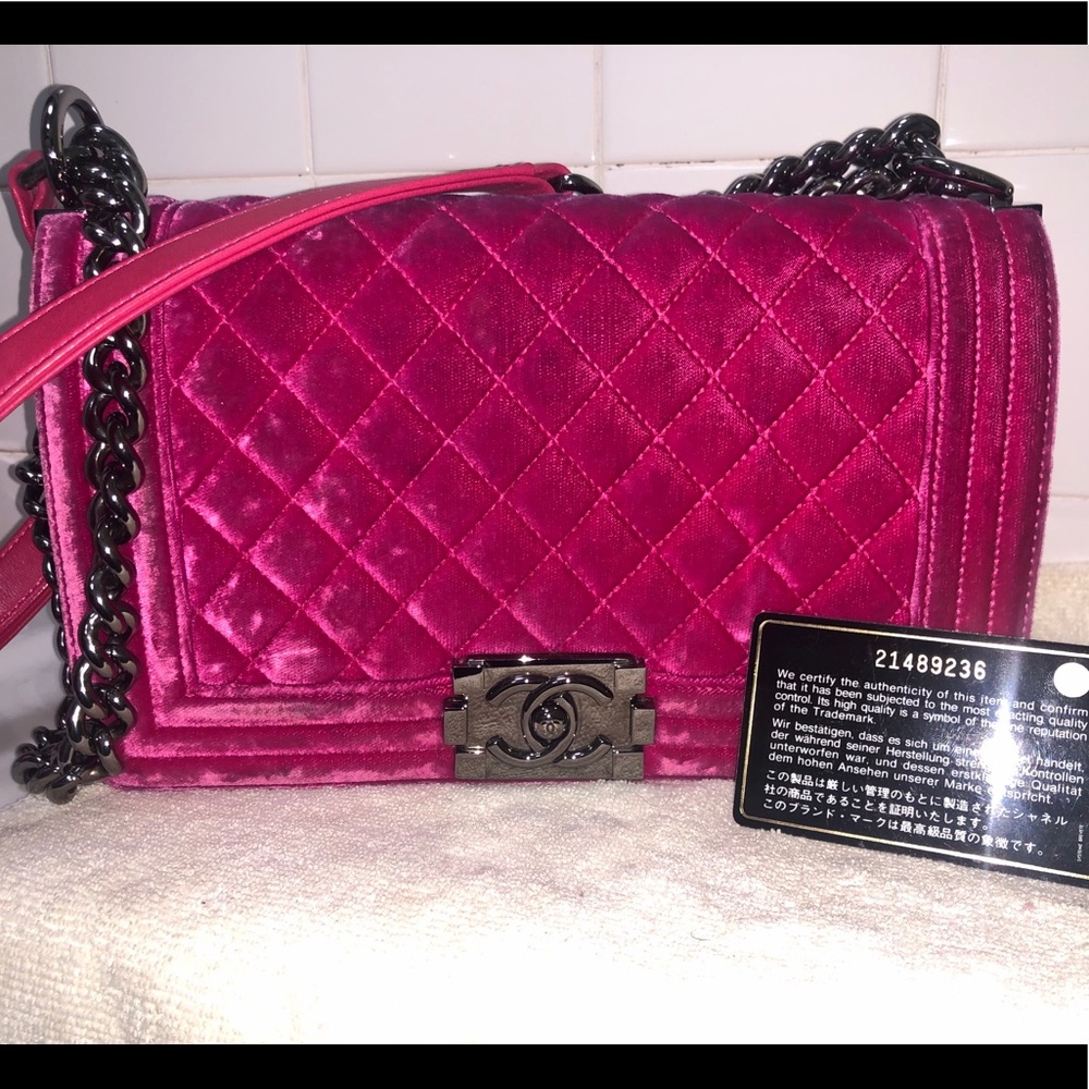 ❌SOLD❌ Medium Velvet Fuschia Chanel Boy Bag